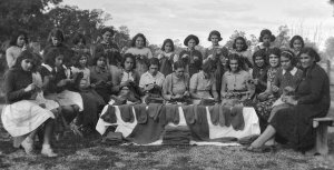 Coomeroogunga women and girls (Image: AWM)